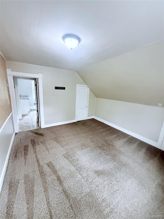 415 Coutant Street, Unit B Flushing, MI 48433 - Photo 7 of 11