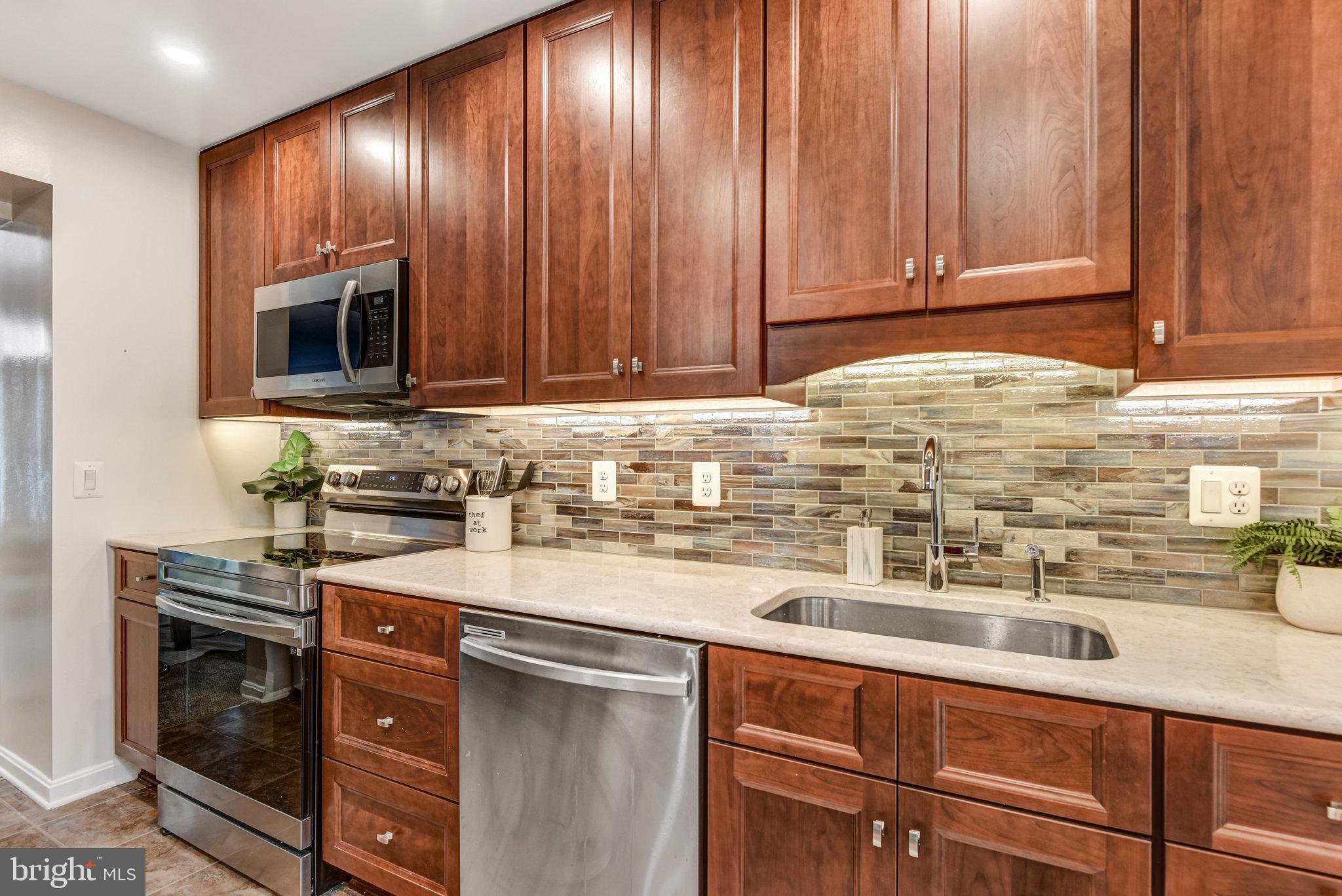 5950 Powell's Landing Road Burke, VA 22015 - Photo 4 of 40 Handsome Updated Kitchen