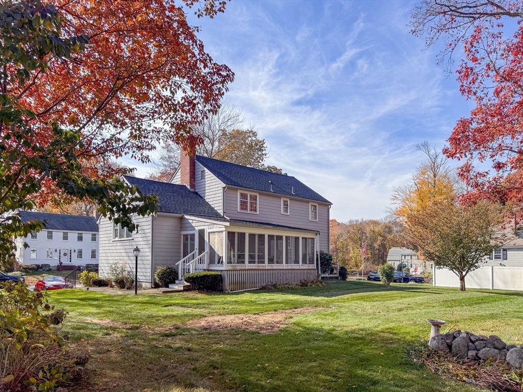 32 Delta Lane Scituate, MA 02066 - Photo 4 of 27 Gallery Image 4
