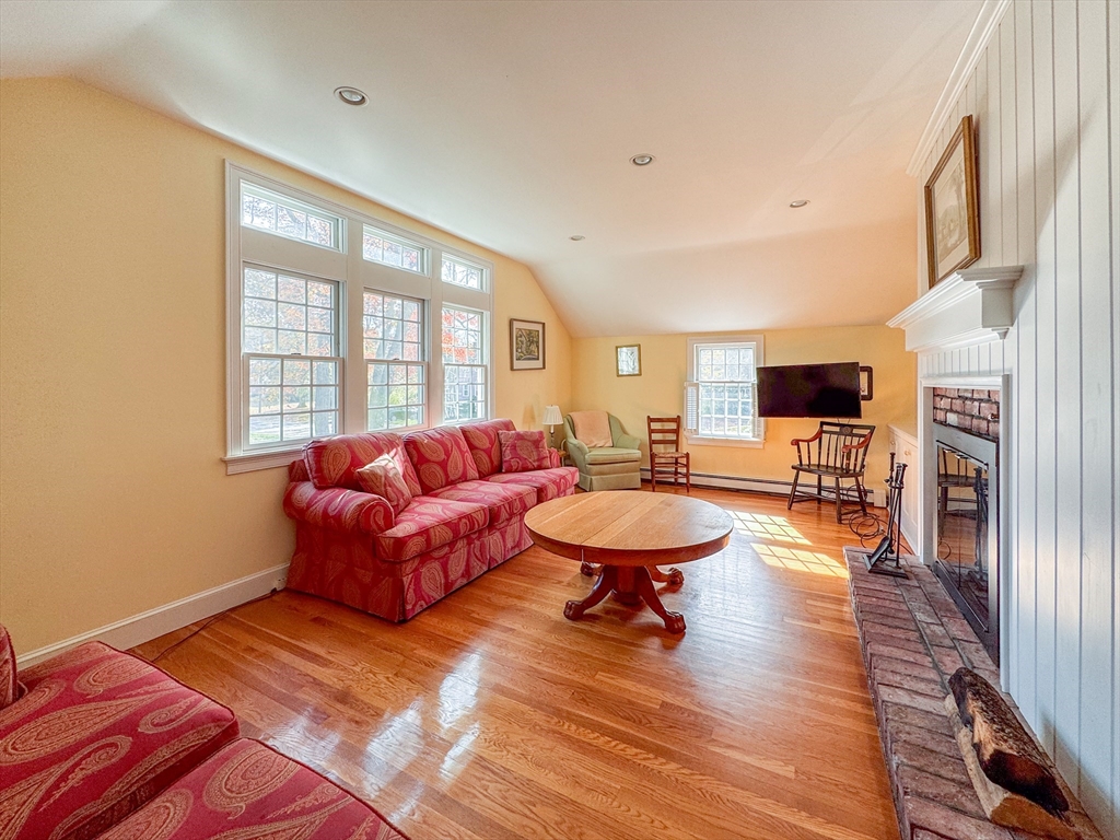 32 Delta Lane Scituate, MA 02066 - Photo 9 of 27 Gallery Image 9