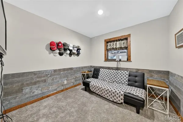 $599,000 | 45 Blue Line Lane, Silex, MO 63377