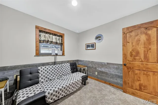 $669,000 | 45 Blue Line Lane, Silex, MO 63377