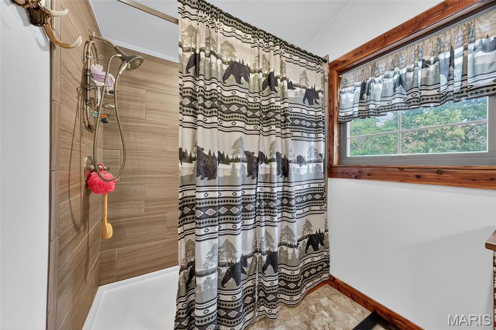 45 Blue Line Lane Silex, MO 63377 - Photo 36 of 56