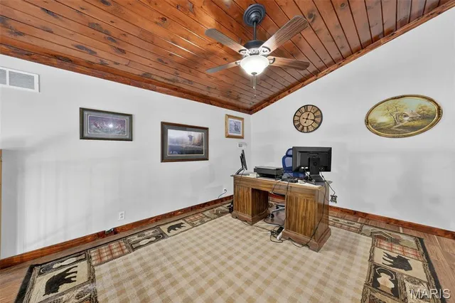 $669,000 | 45 Blue Line Lane, Silex, MO 63377