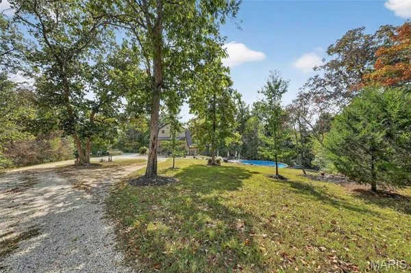 $599,000 | 45 Blue Line Lane, Silex, MO 63377