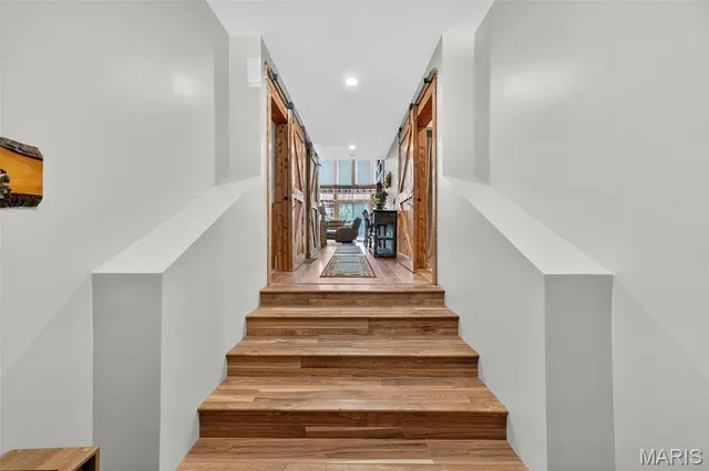 $669,000 | 45 Blue Line Lane, Silex, MO 63377