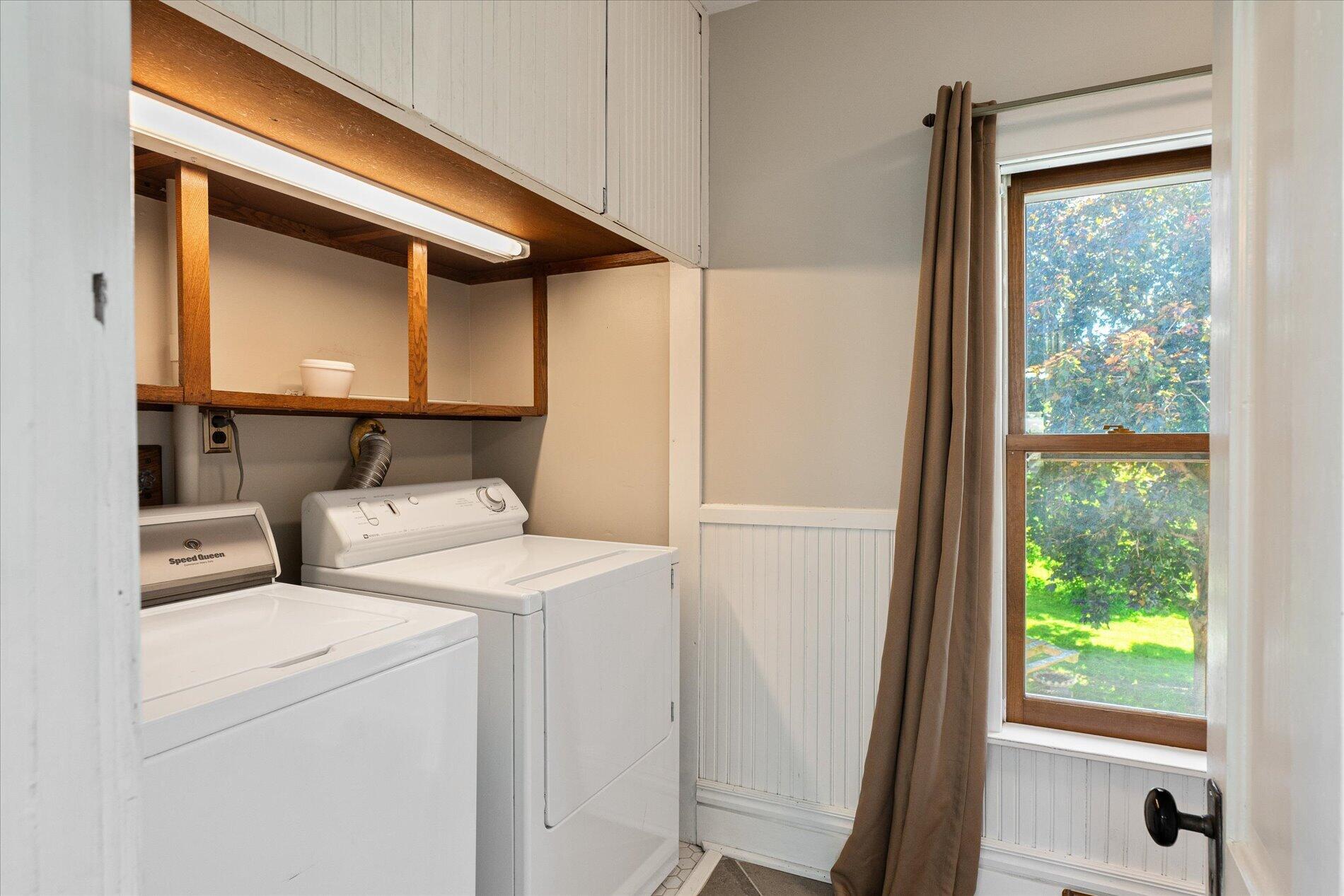 103 Coon Prairie Road Westby, WI 54667 - Photo 20 of 30 Laundry
