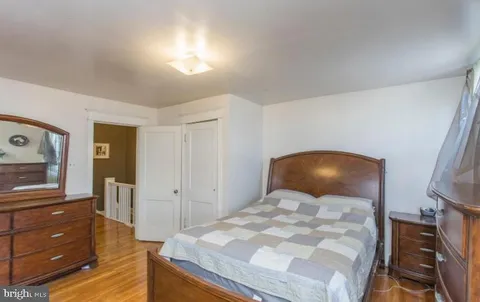 $300,000 | 125 Heather Road, Upper Darby, PA 19082