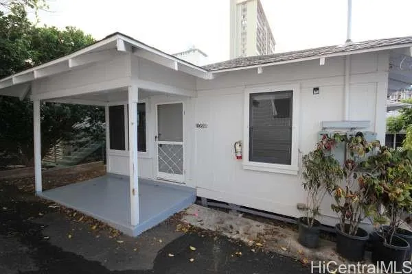 $1,750 | 1084 Karratti Lane, Unit A, Honolulu, HI 96822