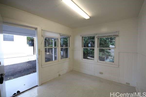 1084 Karratti Lane, Unit A Honolulu, HI 96822 - Photo 3 of 10