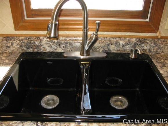 4204 Deming Drive Springfield, IL 62703 - Photo 6 of 24 Gallery Image 6