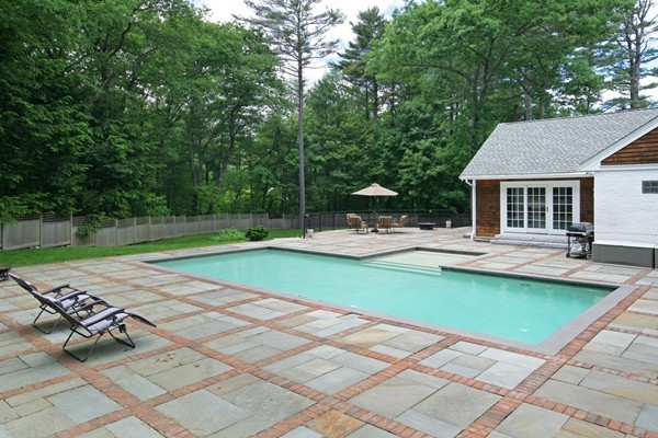 21 Lantern Lane Weston, MA 02493 - Photo 9 of 10