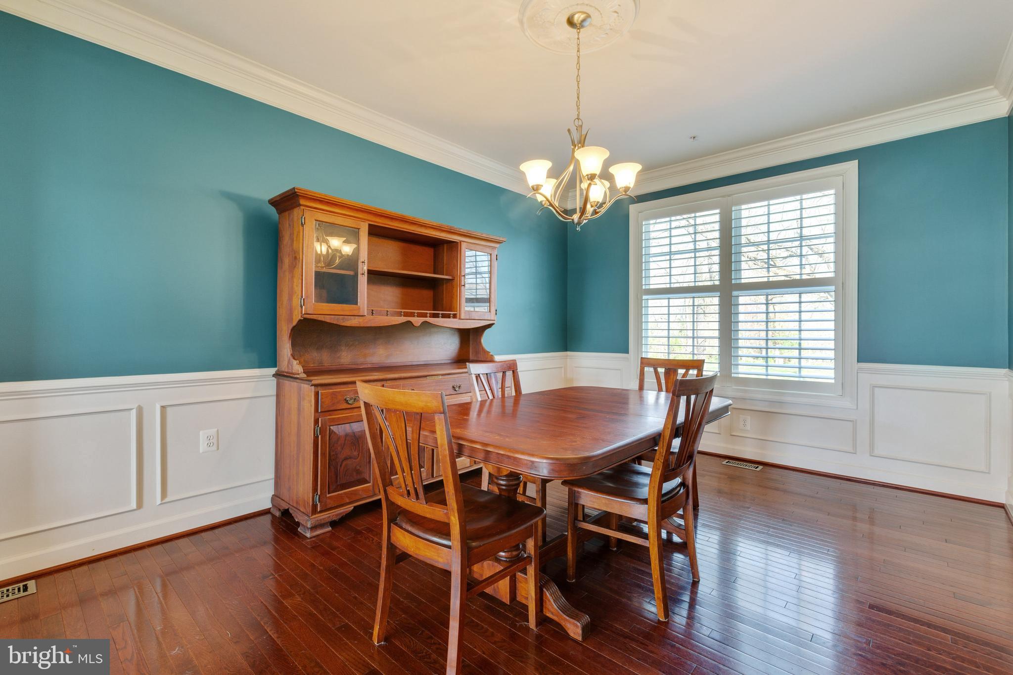 20240 McNamara Road Poolesville, MD 20837 - Photo 15 of 59 Dining Room