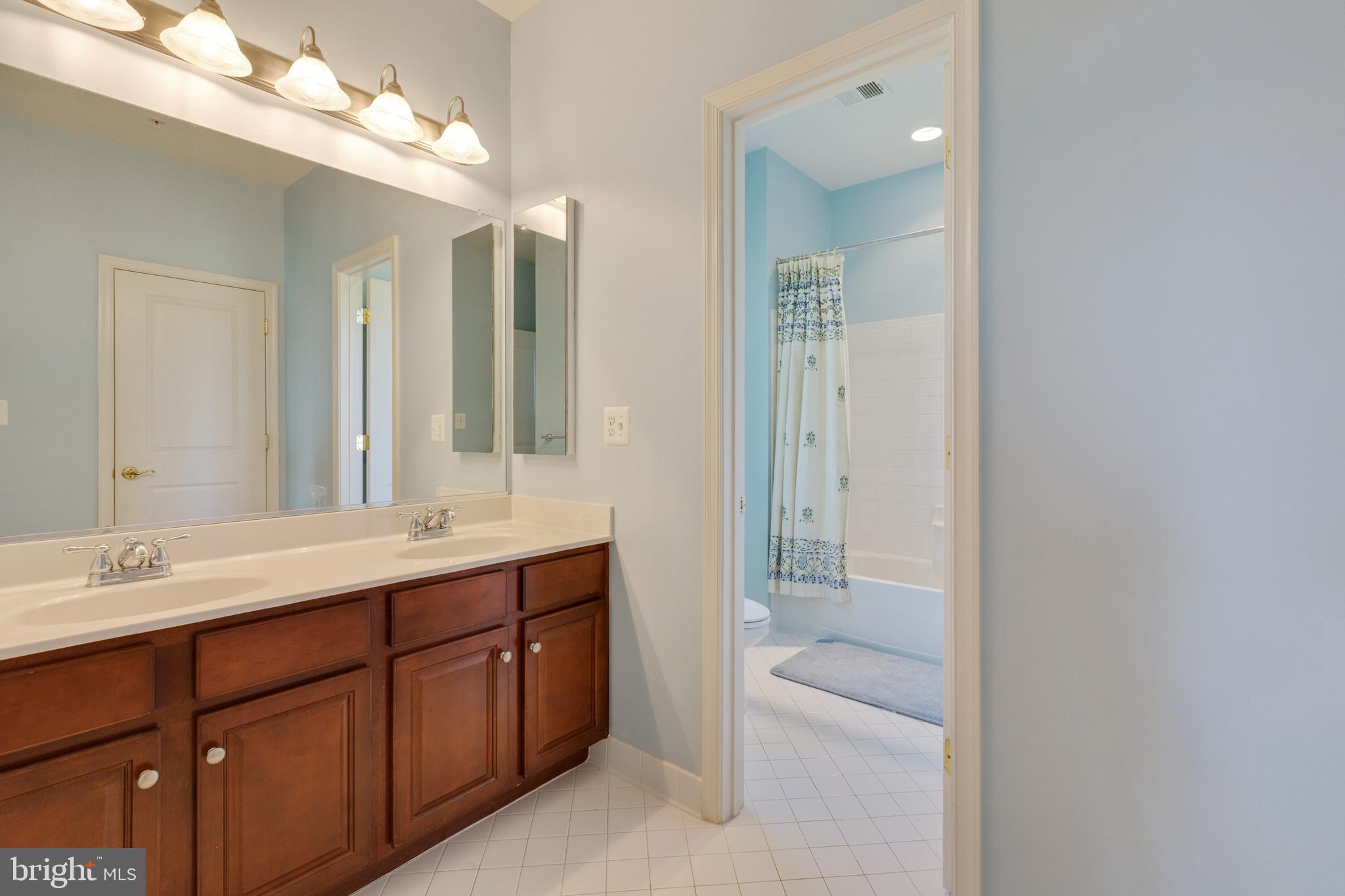 20240 McNamara Road Poolesville, MD 20837 - Photo 29 of 59 Full bath