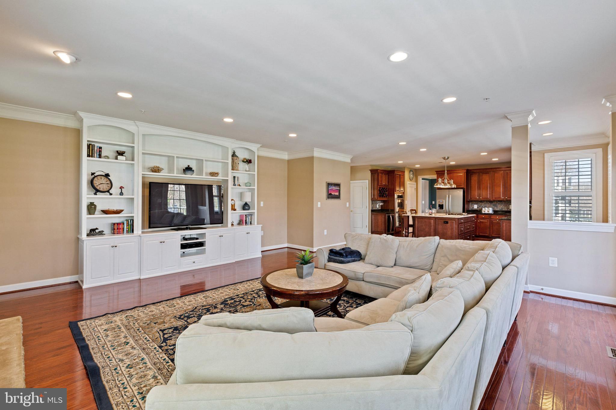 20240 McNamara Road Poolesville, MD 20837 - Photo 6 of 59 Family Room