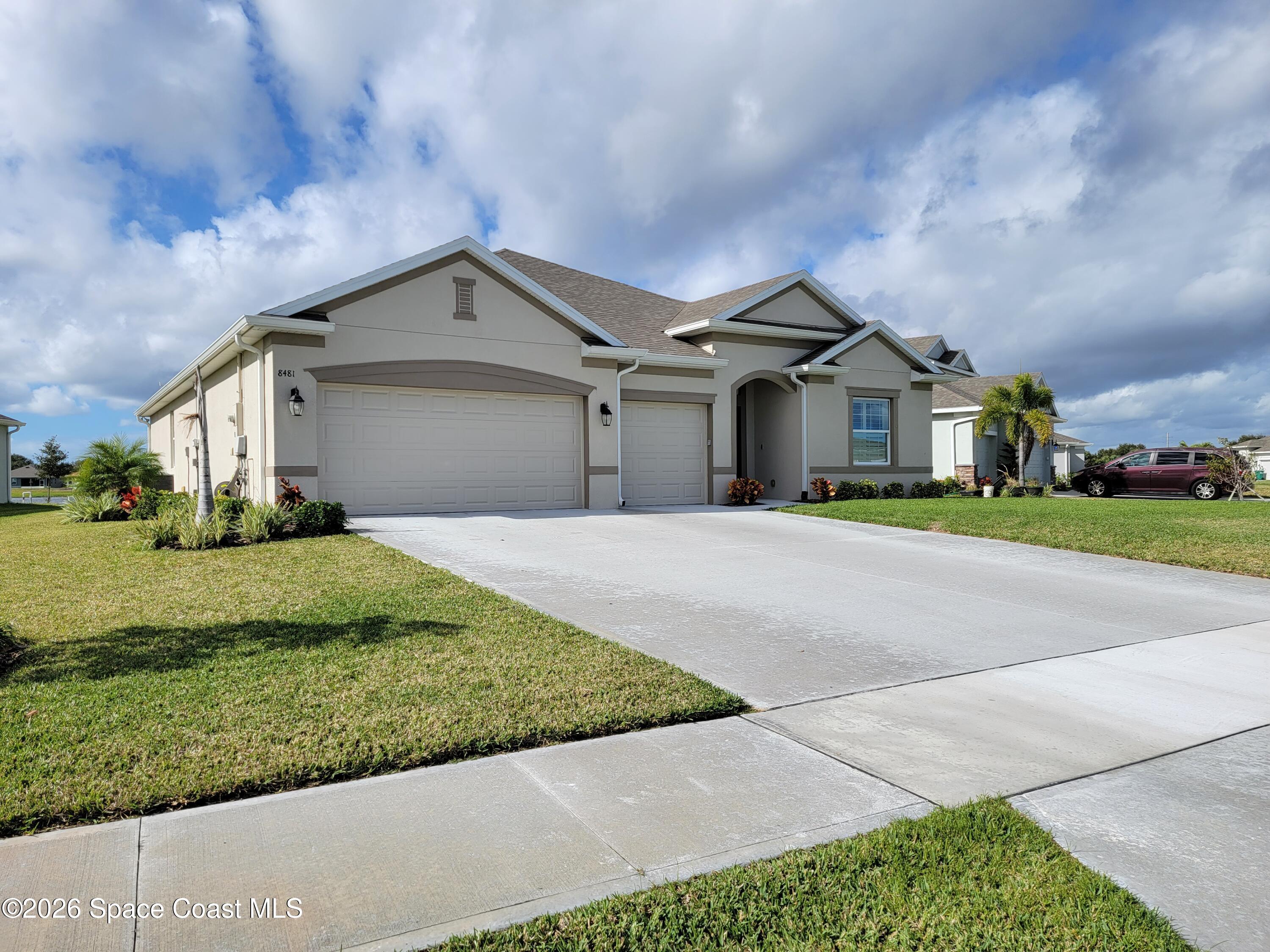8481 Laguna Circle Micco, FL 32976 - Photo 2 of 46 2