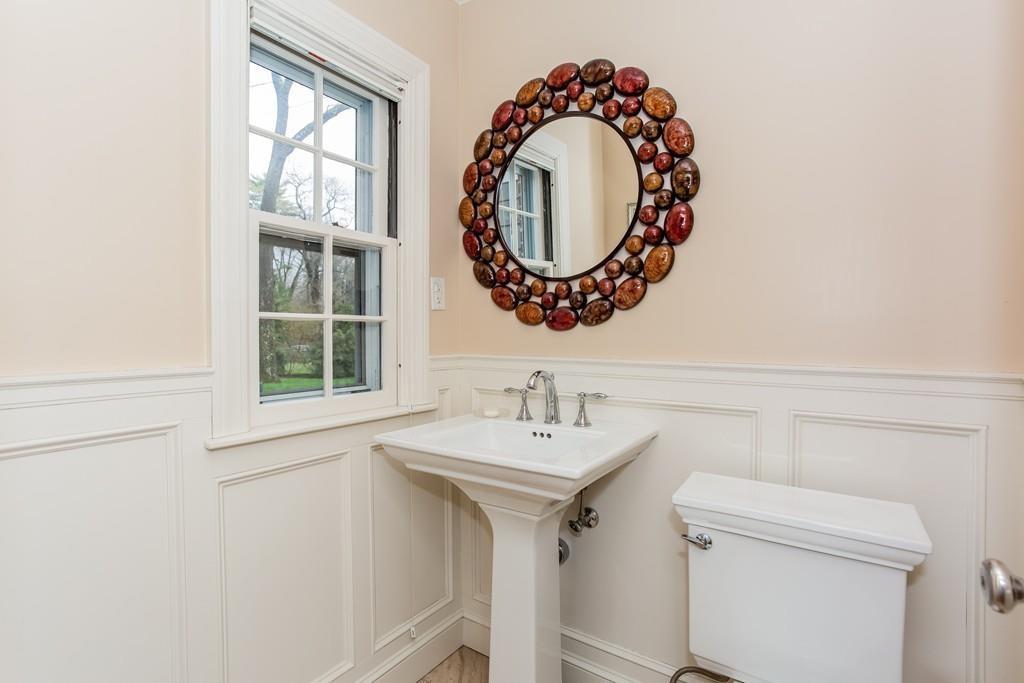 95 Normandy Road Longmeadow, MA 01106 - Photo 18 of 41 Gallery Image 18