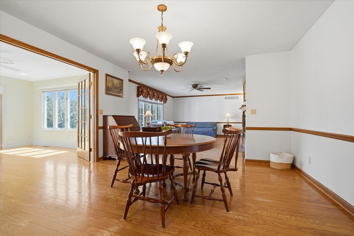 1913 Woodbine Road Bloomington, IL 61704 - Photo 21 of 45