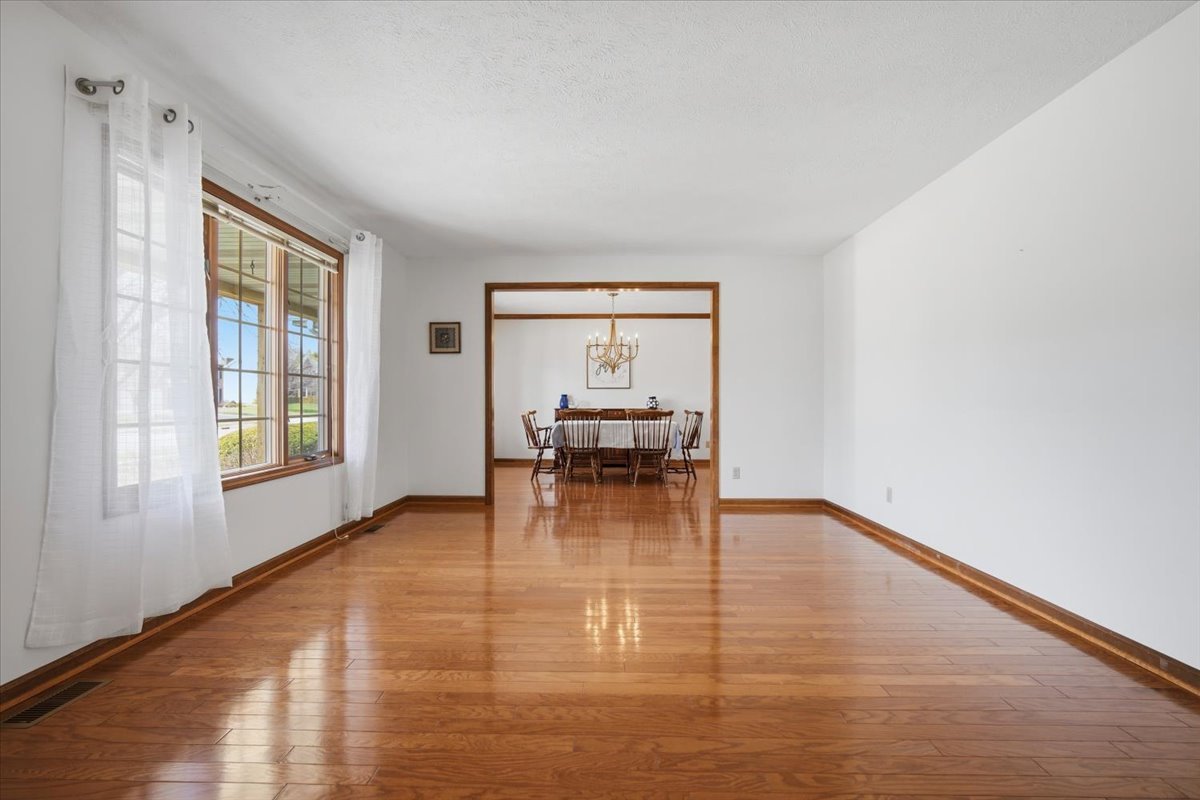 1913 Woodbine Road Bloomington, IL 61704 - Photo 25 of 45