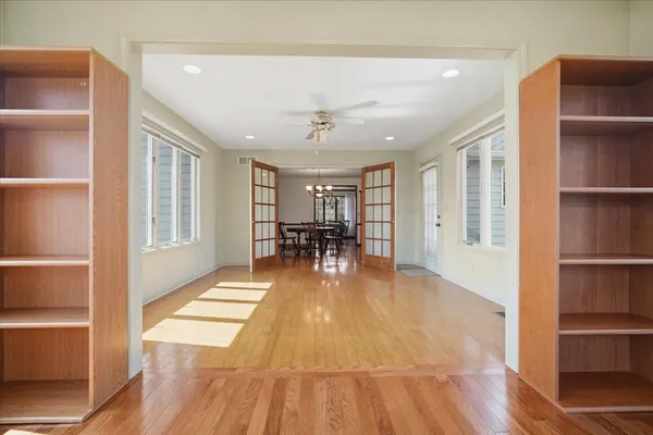 $499,900 | 1913 Woodbine Road, Bloomington, IL 61704
