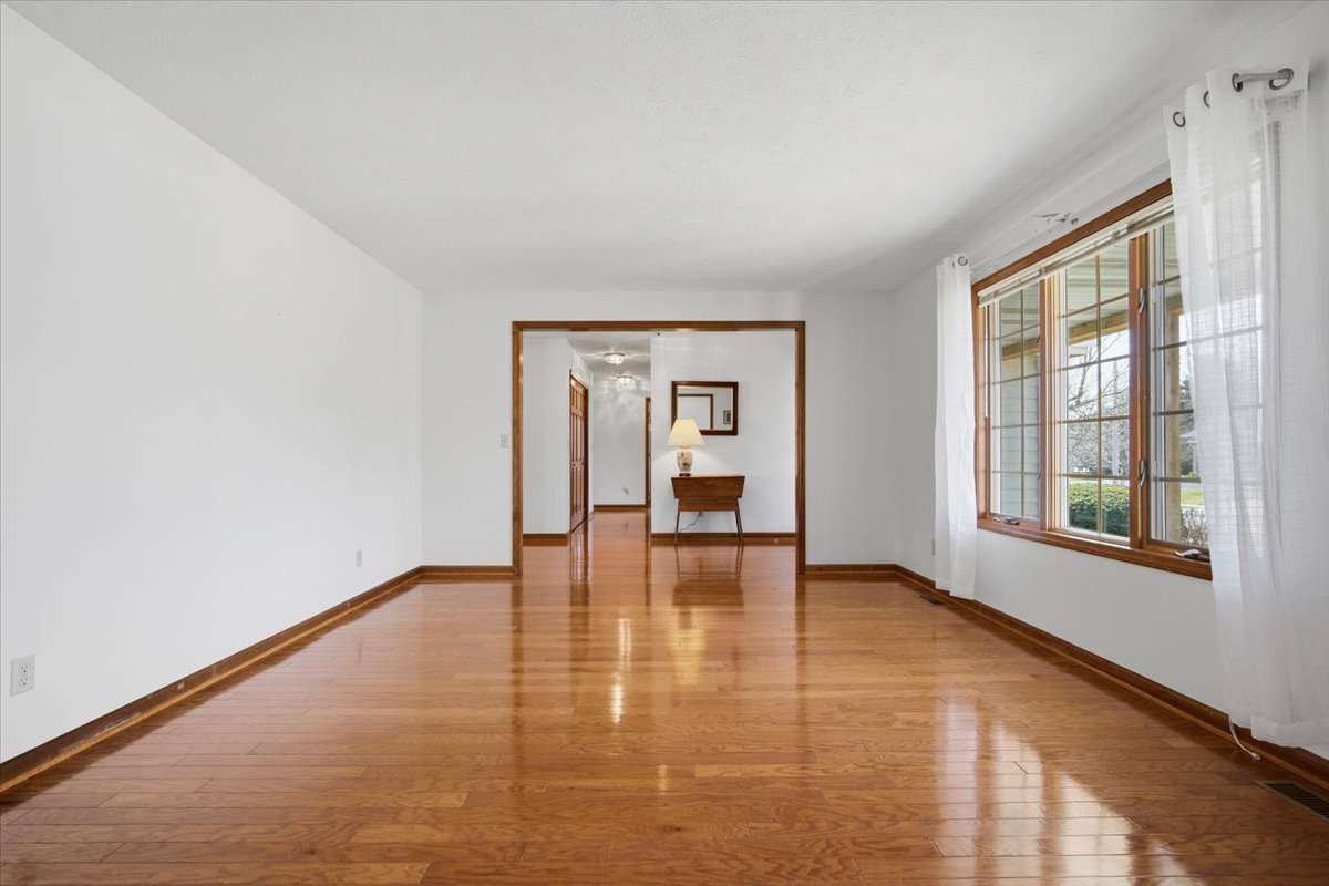 1913 Woodbine Road Bloomington, IL 61704 - Photo 29 of 45