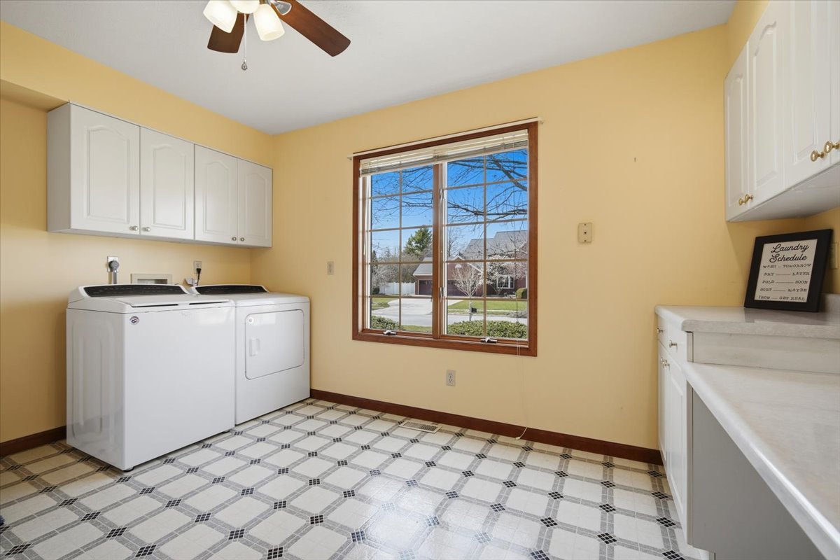 1913 Woodbine Road Bloomington, IL 61704 - Photo 30 of 45