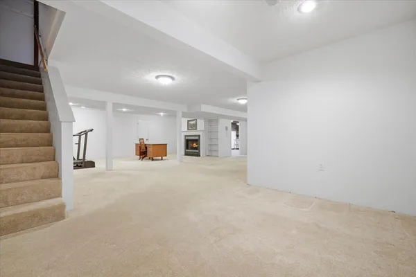 $499,900 | 1913 Woodbine Road, Bloomington, IL 61704