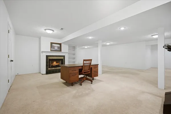 $499,900 | 1913 Woodbine Road, Bloomington, IL 61704