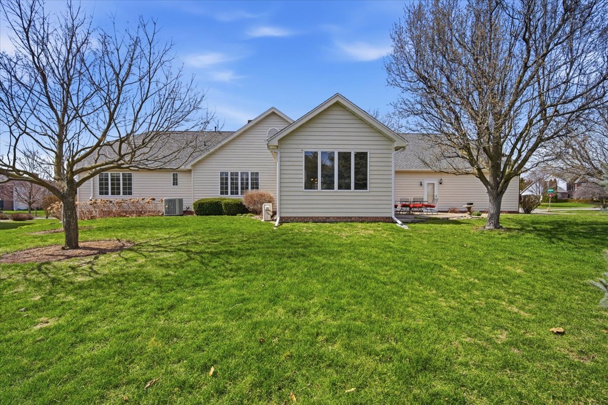 1913 Woodbine Road Bloomington, IL 61704 - Photo 42 of 45