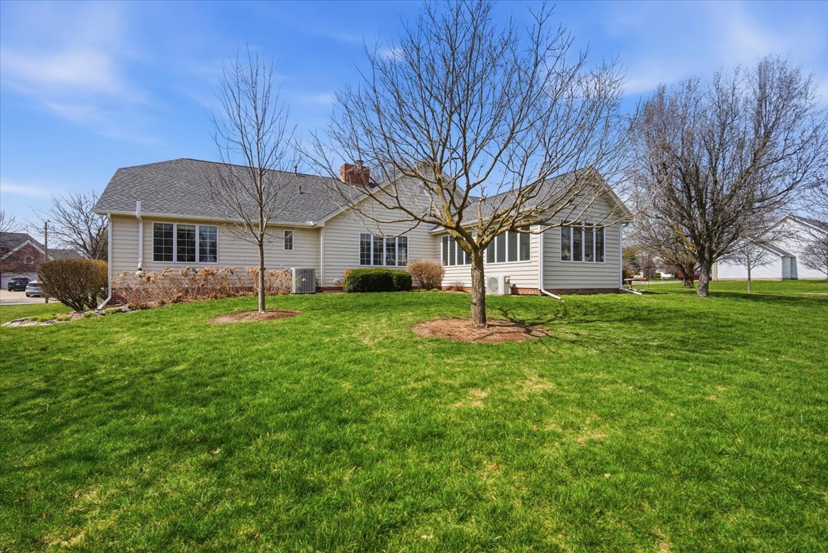 1913 Woodbine Road Bloomington, IL 61704 - Photo 43 of 45