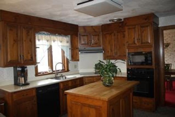 113 Clemence Hill Road Southbridge, MA 01550 - Photo 12 of 29 Gallery Image 12
