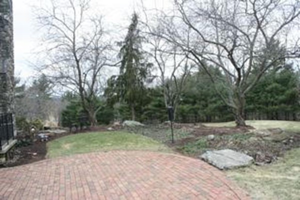 113 Clemence Hill Road Southbridge, MA 01550 - Photo 3 of 29 Gallery Image 3