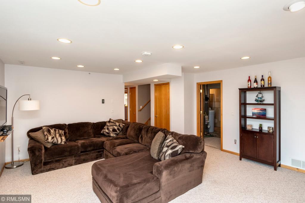 5330 Kingston Place Northwest Rochester, MN 55901 - Photo 20 of 26 Gallery Image 20