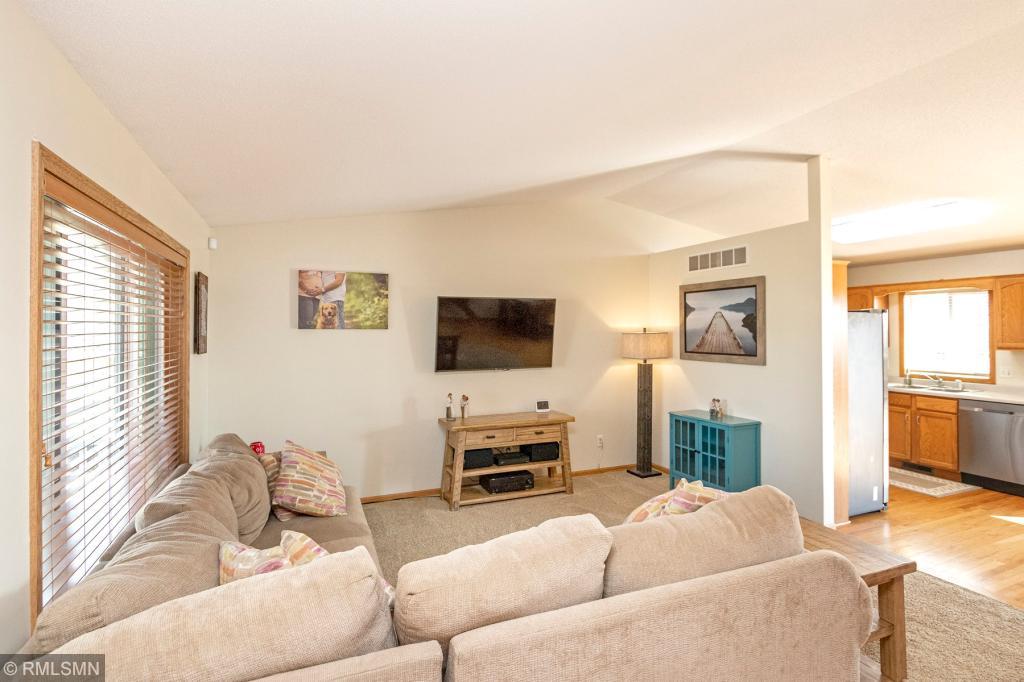 5330 Kingston Place Northwest Rochester, MN 55901 - Photo 6 of 26 Gallery Image 6