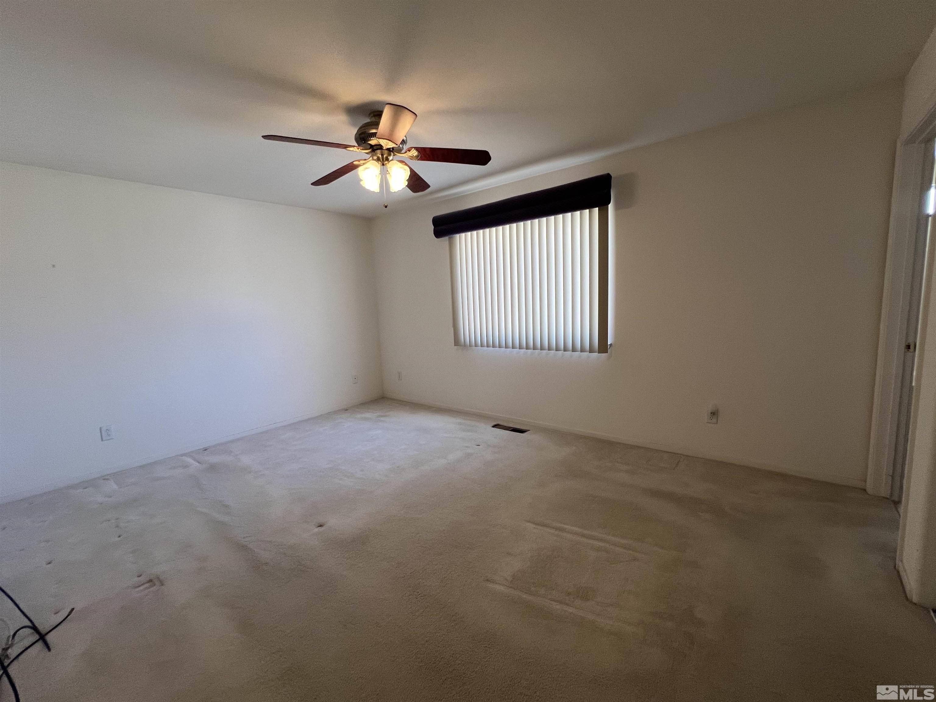 8390 Halladale Drive Reno, NV 89506 - Photo 8 of 23 Photo 8