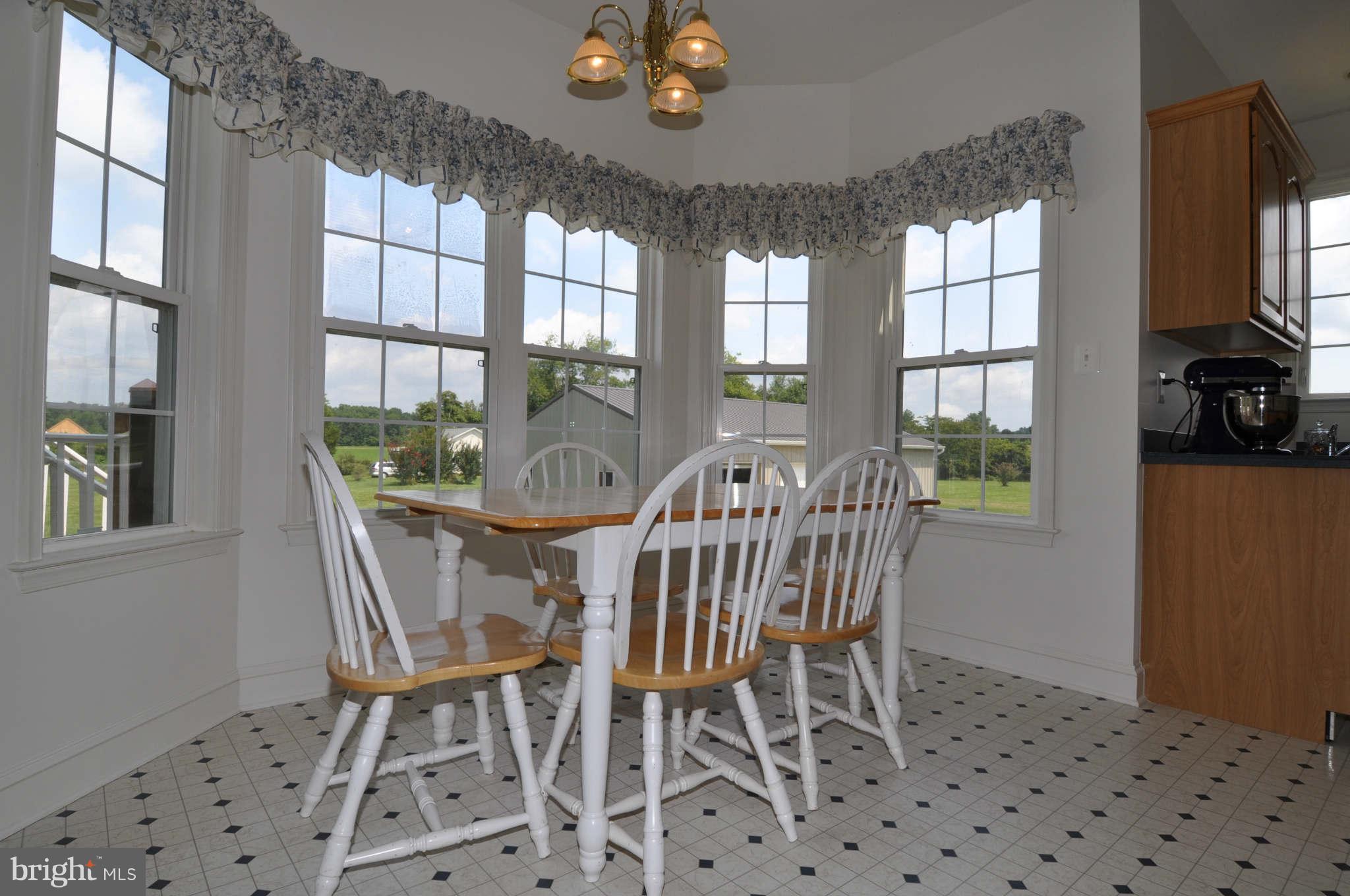 812 Bayard Road Lothian, MD 20711 - Photo 14 of 29 Interior (General)