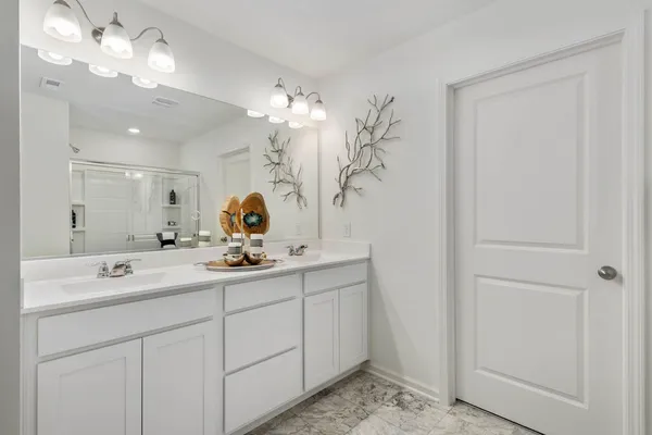 $520,990 | 1030 Emerald Drive, Montgomery, IL 60538