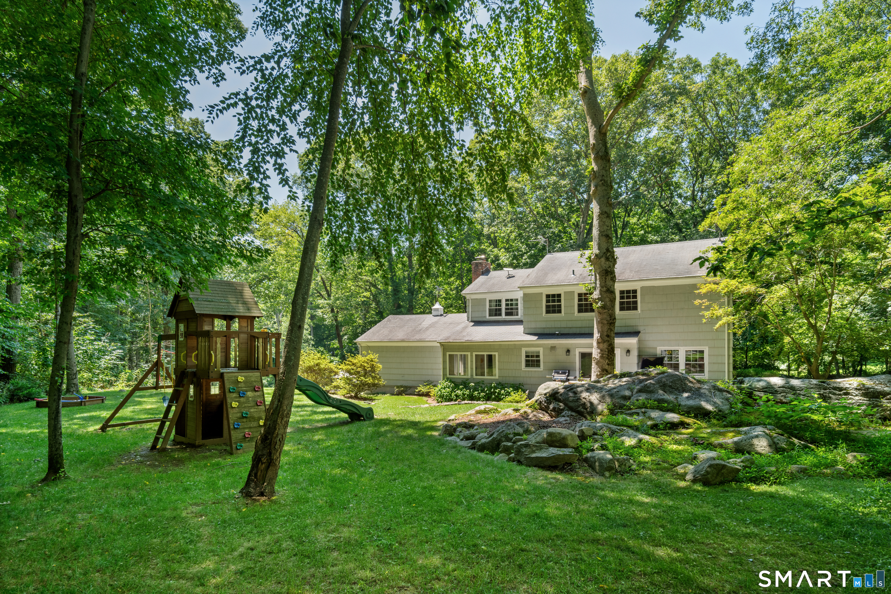 117 Mill Road Stamford, CT 06903 - Photo 2 of 39