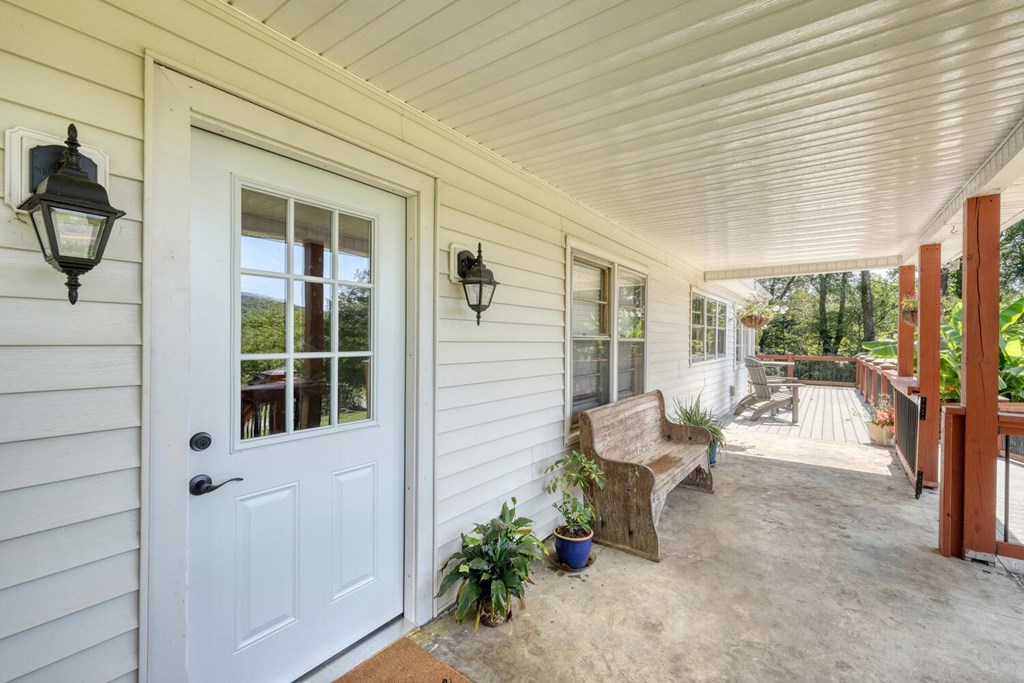 729 Collins Road Blairsville, GA 30512 - Photo 17 of 72