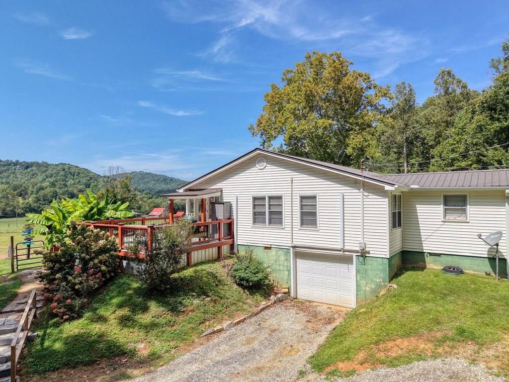 729 Collins Road Blairsville, GA 30512 - Photo 2 of 72