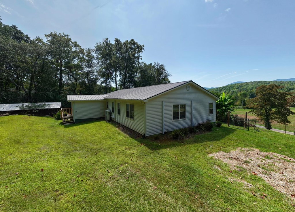 729 Collins Road Blairsville, GA 30512 - Photo 9 of 72