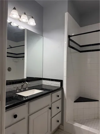 $2,375 | 1425 West Villa Maria Road, Unit 306, Bryan, TX 77801