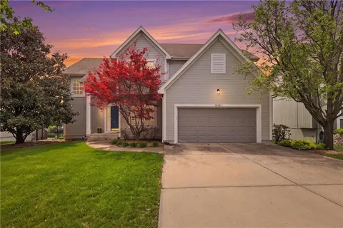 $489,900 | 19707 West 96th Terrace, Lenexa, KS 66220