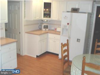 470 Pepper Road Huntingdon Valley, PA 19006 - Photo 3 of 12 Kitchen