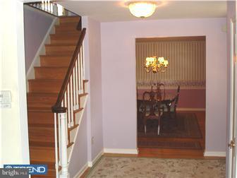 470 Pepper Road Huntingdon Valley, PA 19006 - Photo 5 of 12 Foyer