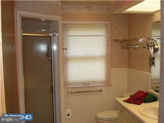 470 Pepper Road Huntingdon Valley, PA 19006 - Photo 9 of 12 Bathroom