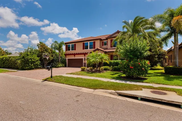 $975,000 | 4611 Grand Preserve Place, Palm Harbor, FL 34684