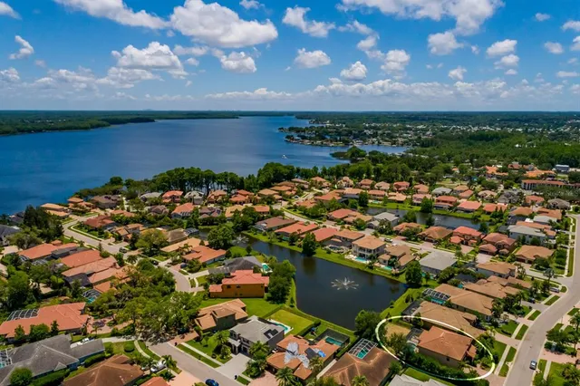 $975,000 | 4611 Grand Preserve Place, Palm Harbor, FL 34684