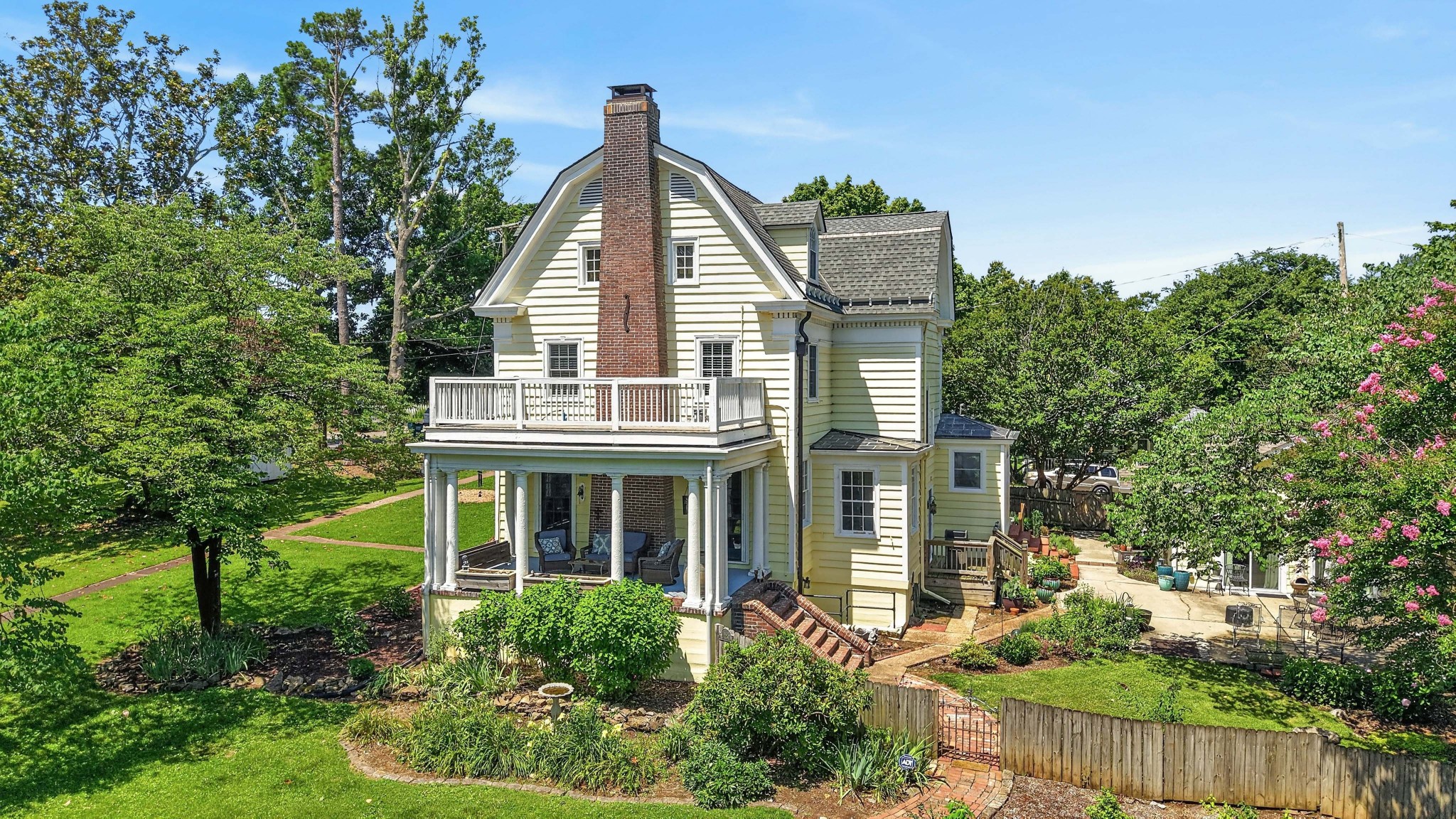 1104 Riverside Road Old Hickory, TN 37138 - Photo 2 of 34