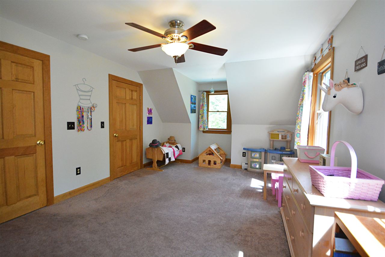 868 Ten Rod Road Farmington, NH 03835 - Photo 5 of 39
